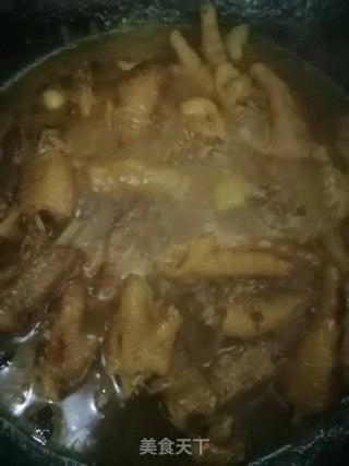 红烧鸡爪的做法步骤：9