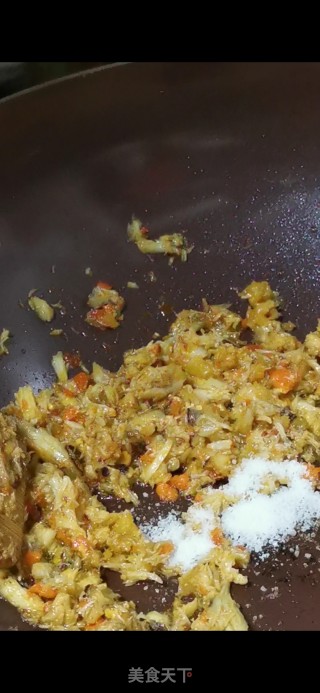 蟹粉炒饭的做法步骤：5