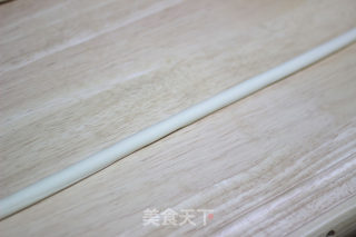 包子店人气早点---肠仔馒头的做法步骤：9