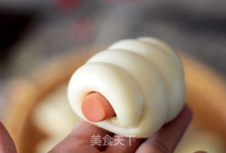 包子店人气早点---肠仔馒头的做法步骤：12