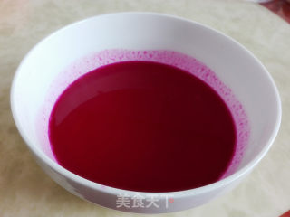 火龙果椰汁千层马蹄糕的做法步骤：3
