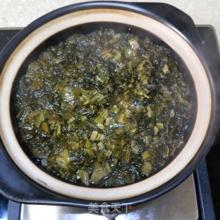 红焖肉咸菜煲的做法步骤：5