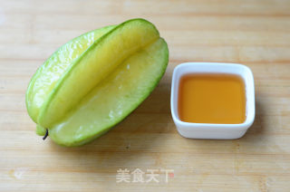 蜂蜜杨桃汁的做法步骤：1