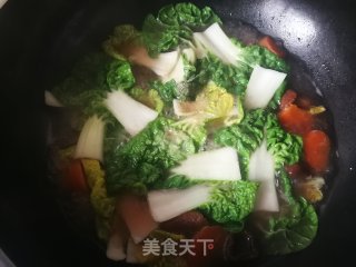 胡萝卜红菇鸡汤烫黄心菜的做法步骤：6