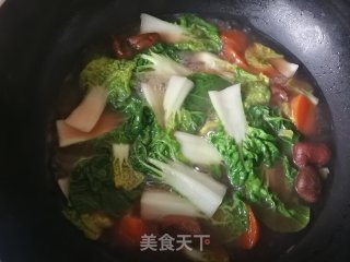 胡萝卜红菇鸡汤烫黄心菜的做法步骤：7