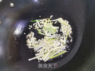 青椒肉丝的做法步骤：4