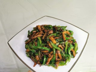青椒肉丝的做法步骤：8