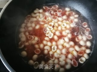 胡萝卜红菇鸡汤煮猫耳朵的做法步骤：5