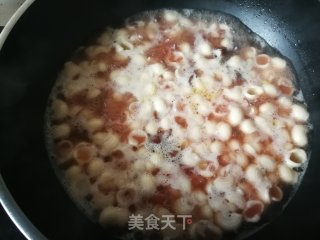 胡萝卜红菇鸡汤煮猫耳朵的做法步骤：6