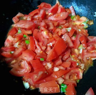 番茄金针菇丸子汤的做法步骤：3