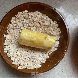 香蕉燕麦卷的做法步骤：4