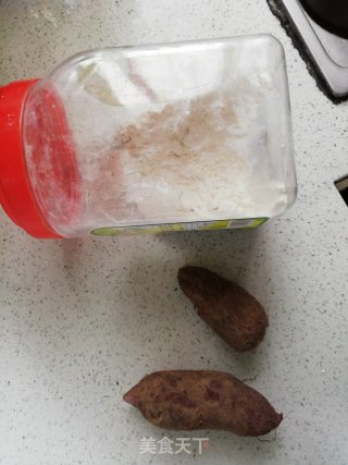 紫薯卷的做法步骤：1