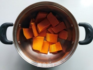 南瓜烧汤圆的做法步骤：3