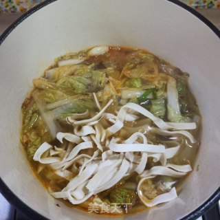 白菜牛肉酸汤面的做法步骤：7