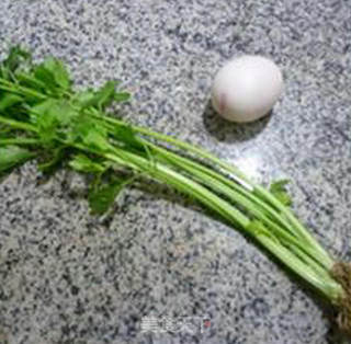 玉米面香芹肉末煎饼的做法步骤：3