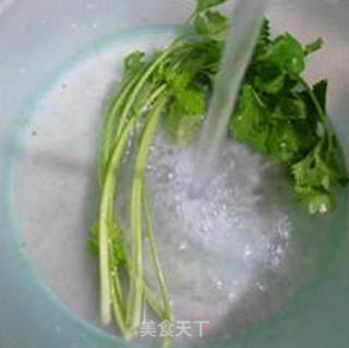 玉米面香芹肉末煎饼的做法步骤：4