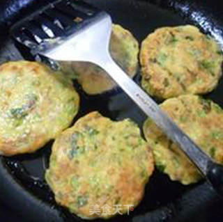 玉米面香芹肉末煎饼的做法步骤：11