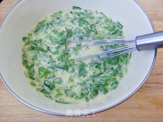 油麦菜鸡蛋饼的做法步骤：6