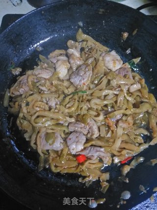 榨菜丝炒肉片的做法步骤：5