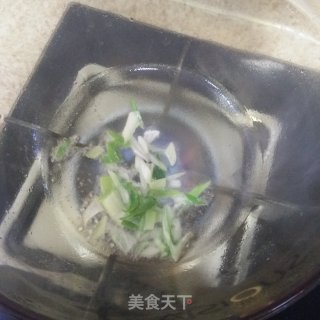 辣白菜煮玉米喳面的做法步骤：4