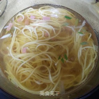 辣白菜煮玉米喳面的做法步骤：7