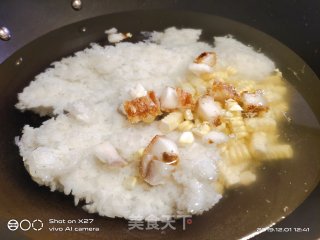 玉米锅烧大米粥的做法步骤：3