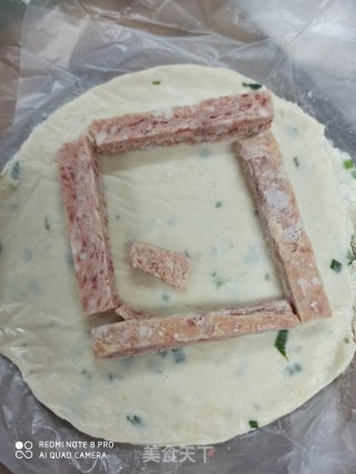 火腿鸡蛋手抓饼的做法步骤：1