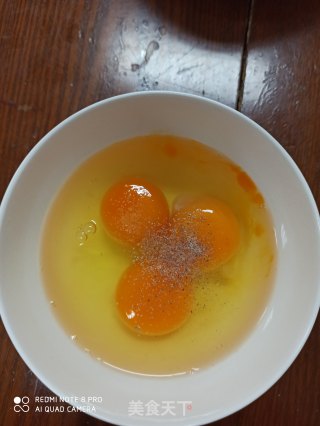 韭菜粉丝炒鸡蛋的做法步骤：2