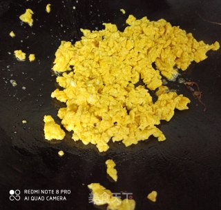 韭菜粉丝炒鸡蛋的做法步骤：3