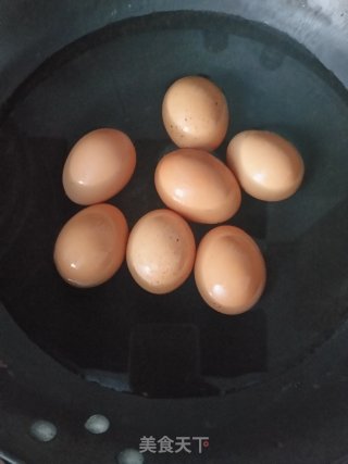 香卤鸡翅根鸡蛋的做法步骤：2
