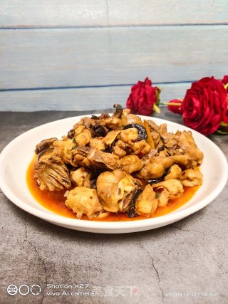 香辣香菇焖鸡块的做法步骤：6