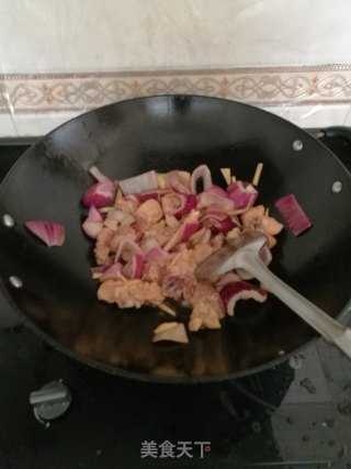 洋葱炒鸡肉的做法步骤：6