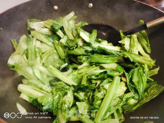 黄瓜炒青菜的做法步骤：5