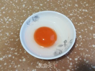 微波炉煎蛋的做法步骤：1