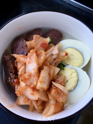 腊肠鸡蛋泡菜面的做法步骤：9
