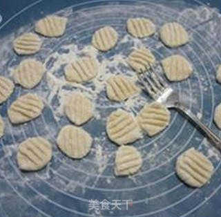 梅豆炒贝壳面的做法步骤：6