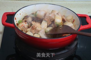 土豆红烧肉的做法步骤：7