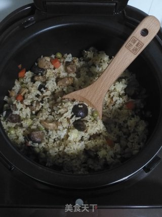 香菇鸡肉焖杂粮饭的做法步骤：10