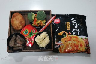 鲜虾土豆泥披萨的做法步骤：1