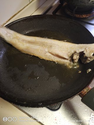 红烧龙利鱼的做法步骤：2