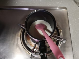 拉花慕斯蛋糕的做法步骤：5