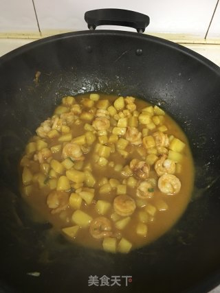 咖喱土豆虾仁的做法步骤：4