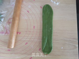 抹茶日式面包卷的做法步骤：8