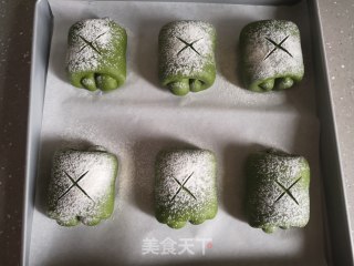 抹茶日式面包卷的做法步骤：12