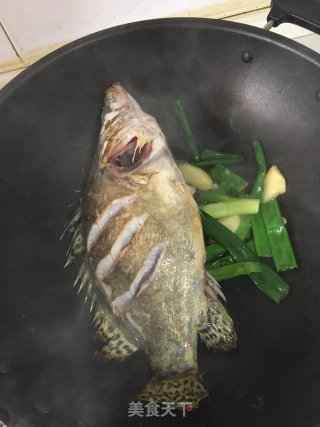 照烧桂鱼的做法步骤：4