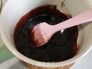 巧克力脆皮雪糕的做法步骤：3