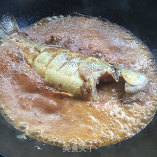 酱香鲈鱼的做法步骤：4