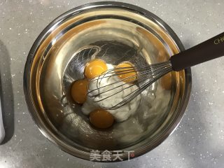 无油酸奶奶酪大理石抹茶蛋糕卷的做法步骤：5