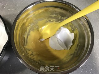 无油酸奶奶酪大理石抹茶蛋糕卷的做法步骤：9