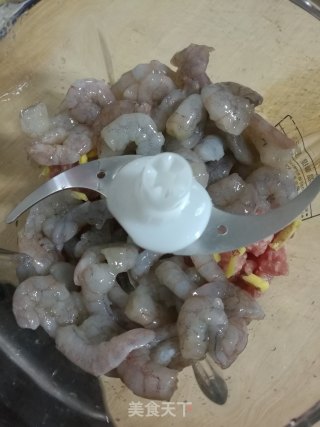 酸汤虾仁扁食的做法步骤：3
